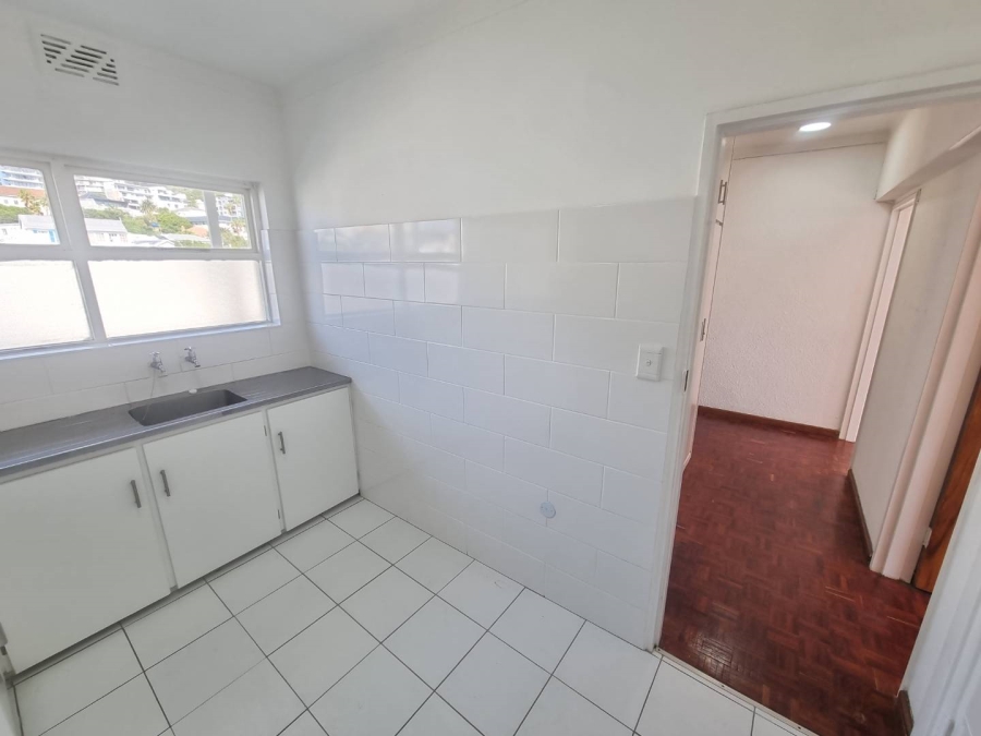 To Let 1 Bedroom Property for Rent in Sea Point Western Cape